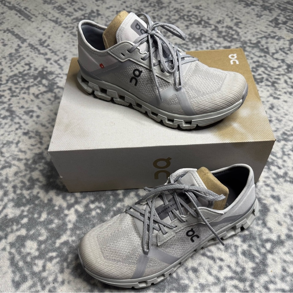 On running cloud x4 AD Wolf